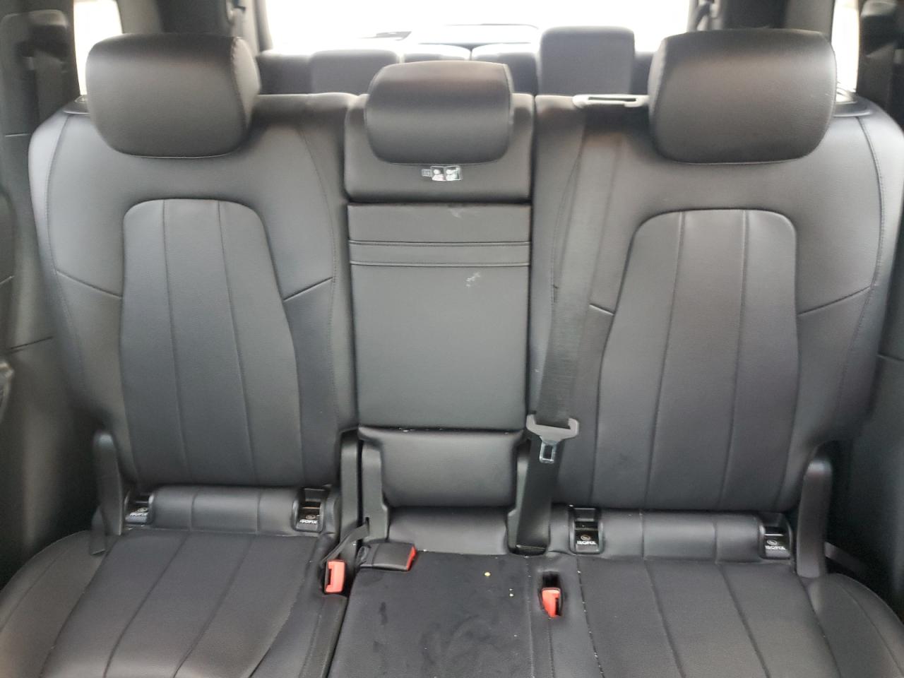 2020 MERCEDES-BENZ GLB 250 photo 19