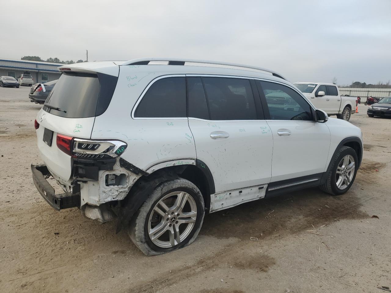 2020 MERCEDES-BENZ GLB 250 photo 5