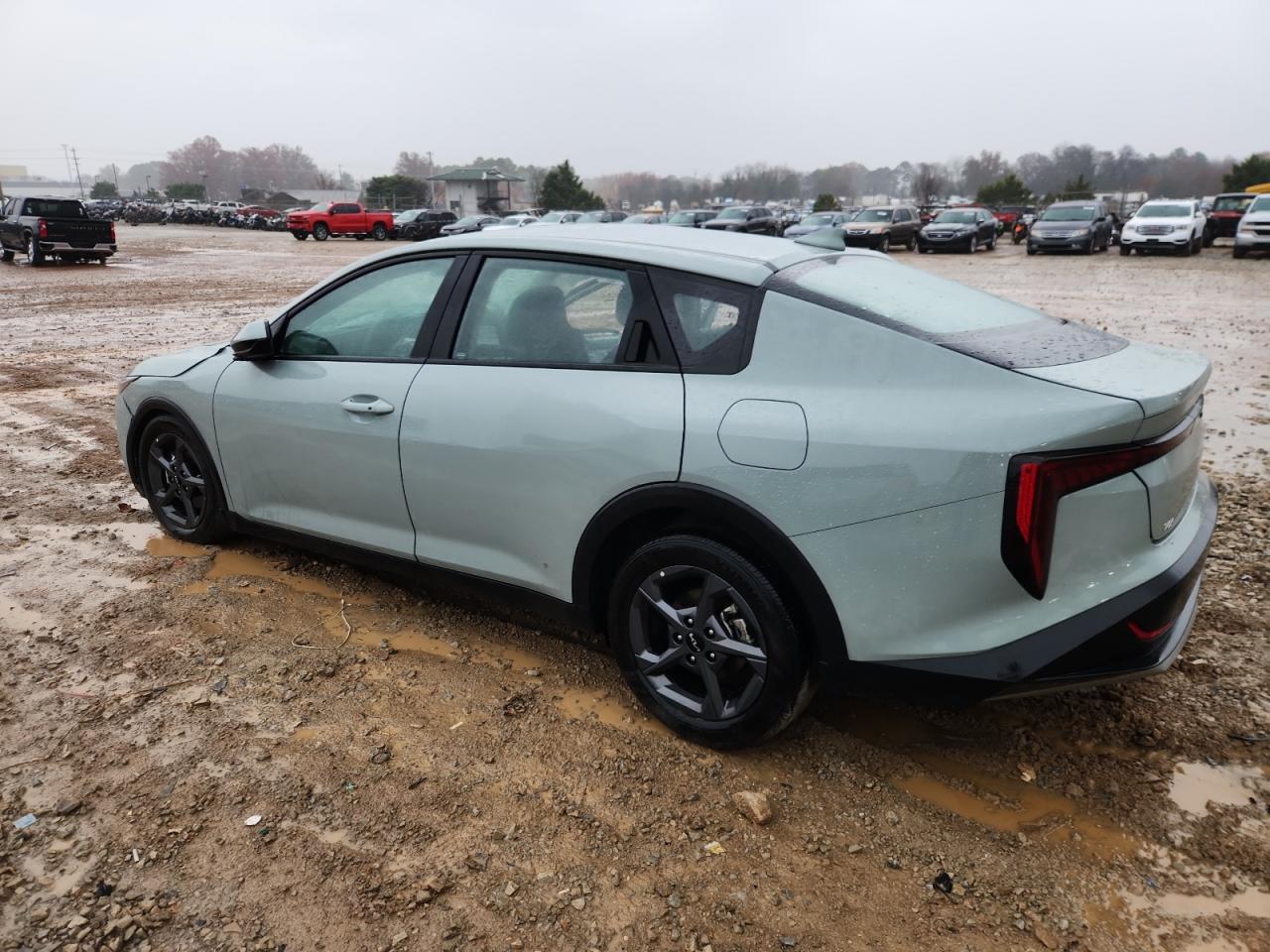 2025 KIA K4 LX photo 3