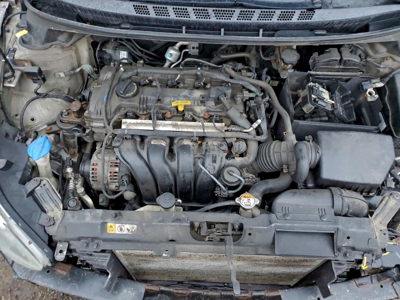 2015 HYUNDAI ELANTRA SE photo 21
