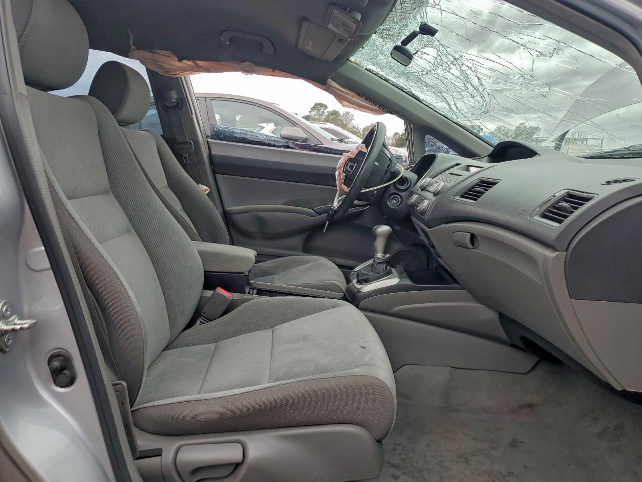 2010 HONDA CIVIC LX photo 13