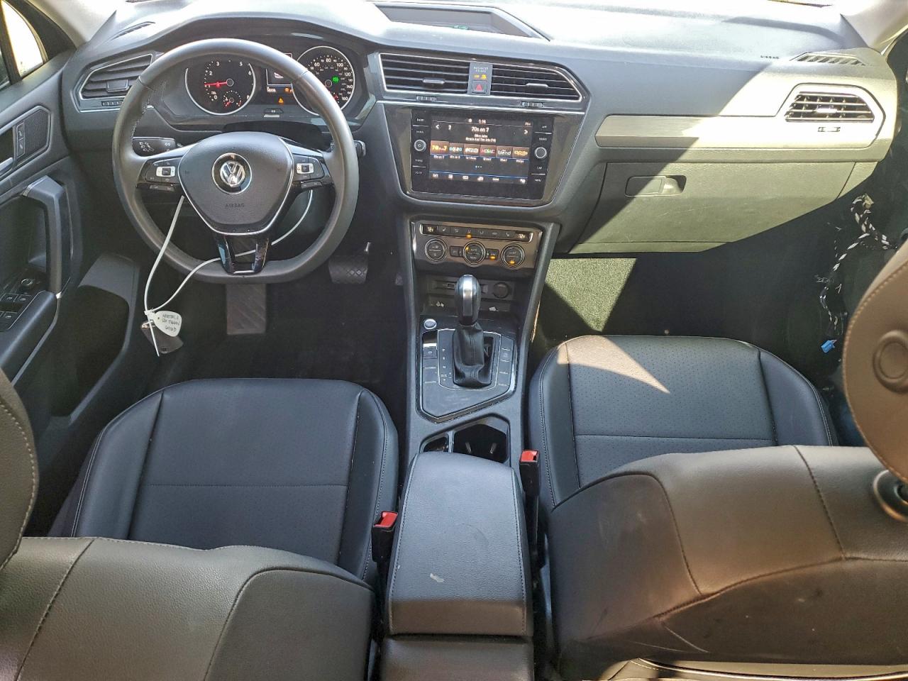 2020 VOLKSWAGEN TIGUAN SE photo 15