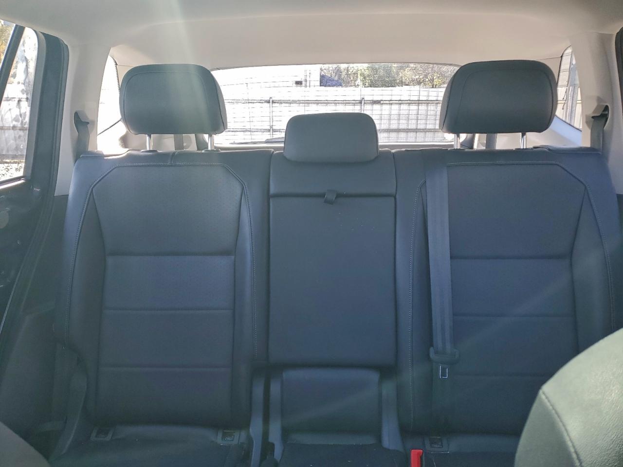 2020 VOLKSWAGEN TIGUAN SE photo 19