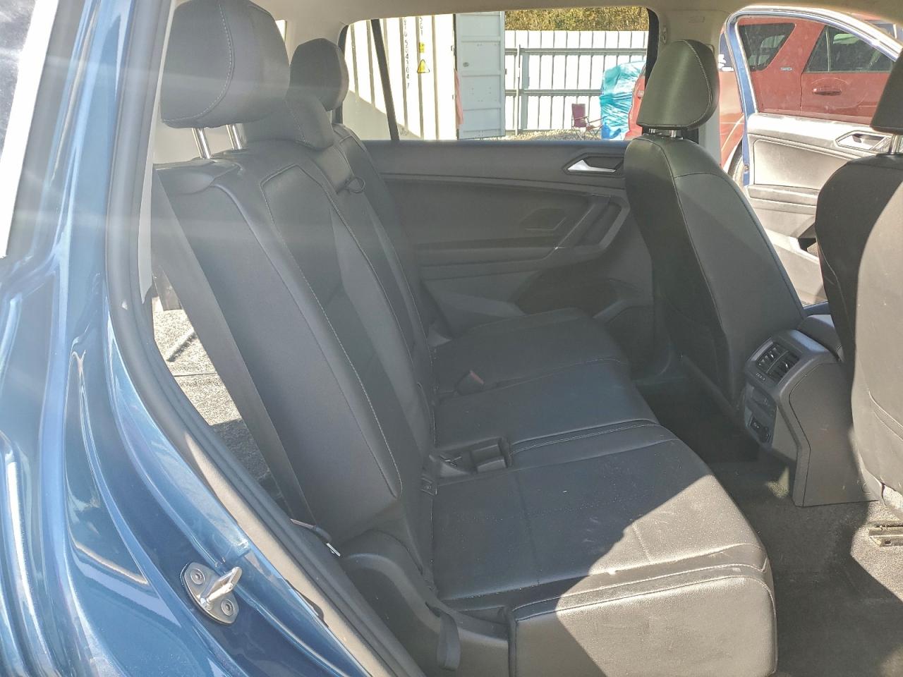 2020 VOLKSWAGEN TIGUAN SE photo 21