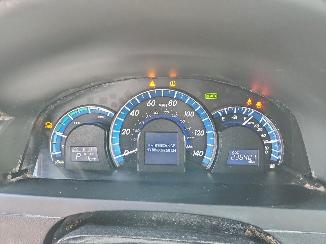 2012 TOYOTA CAMRY HYBRID photo 9