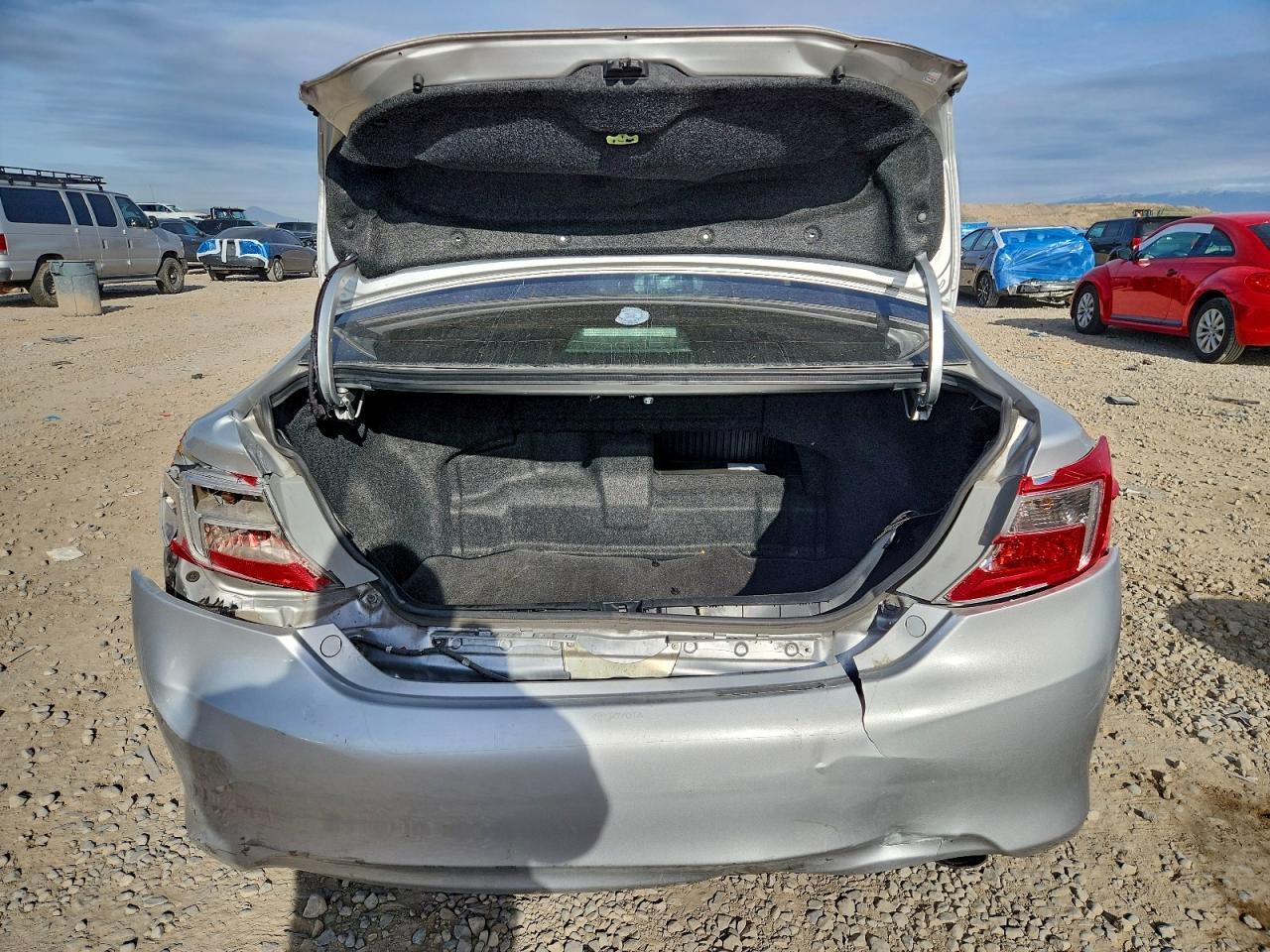 2012 TOYOTA CAMRY HYBRID photo 6