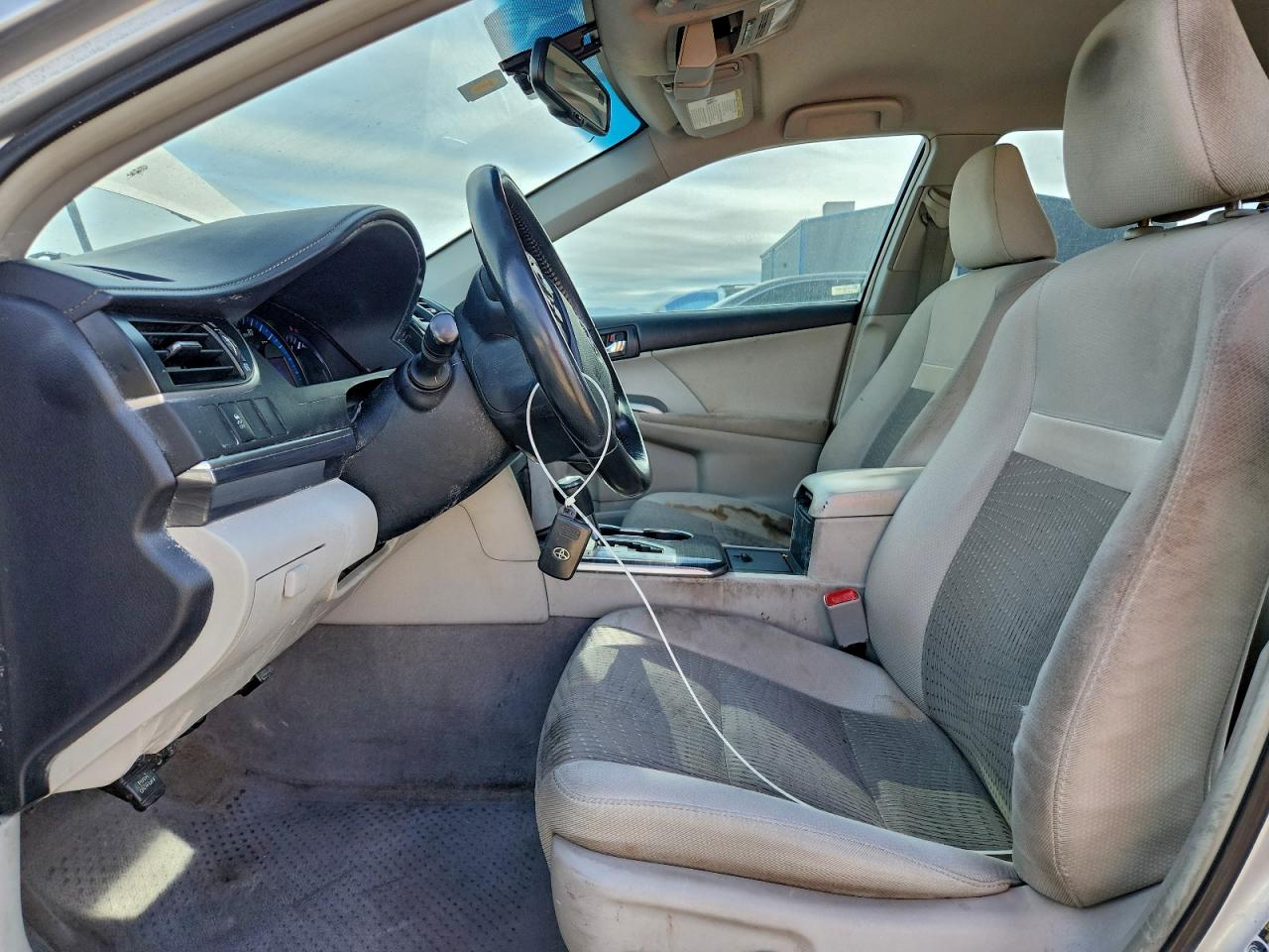 2012 TOYOTA CAMRY HYBRID photo 7
