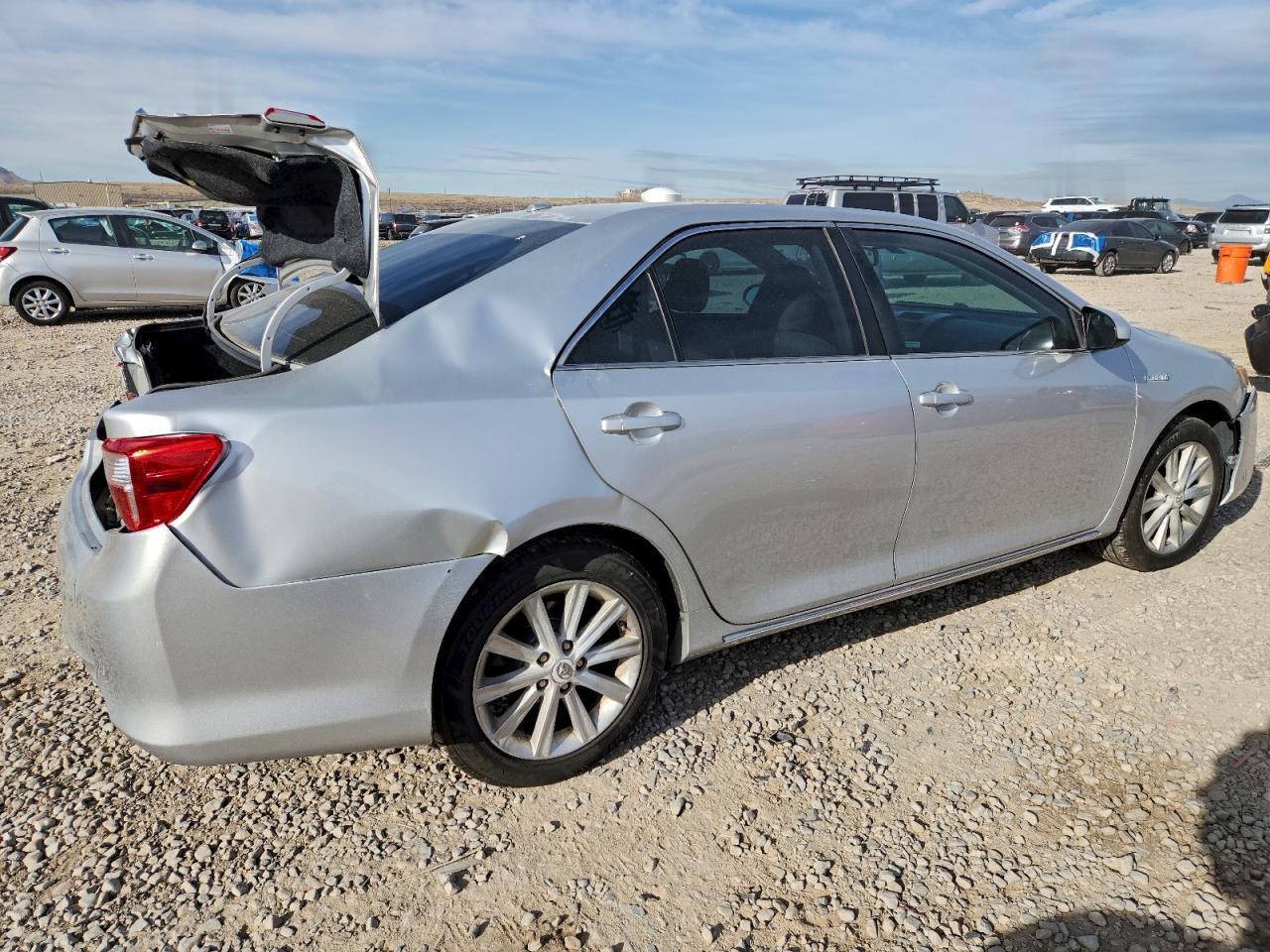 2012 TOYOTA CAMRY HYBRID photo 3