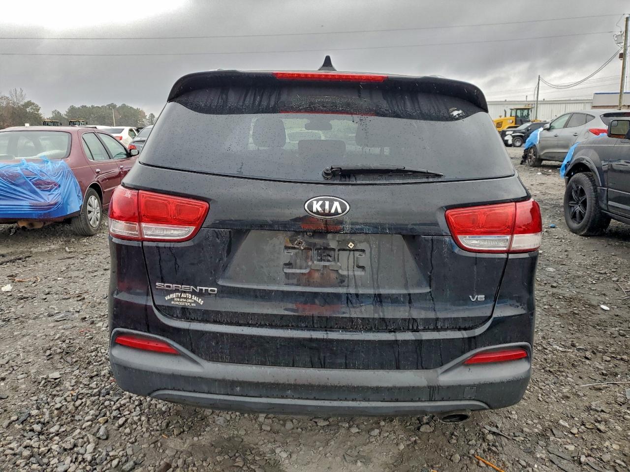 2016 KIA SORENTO LX photo 11