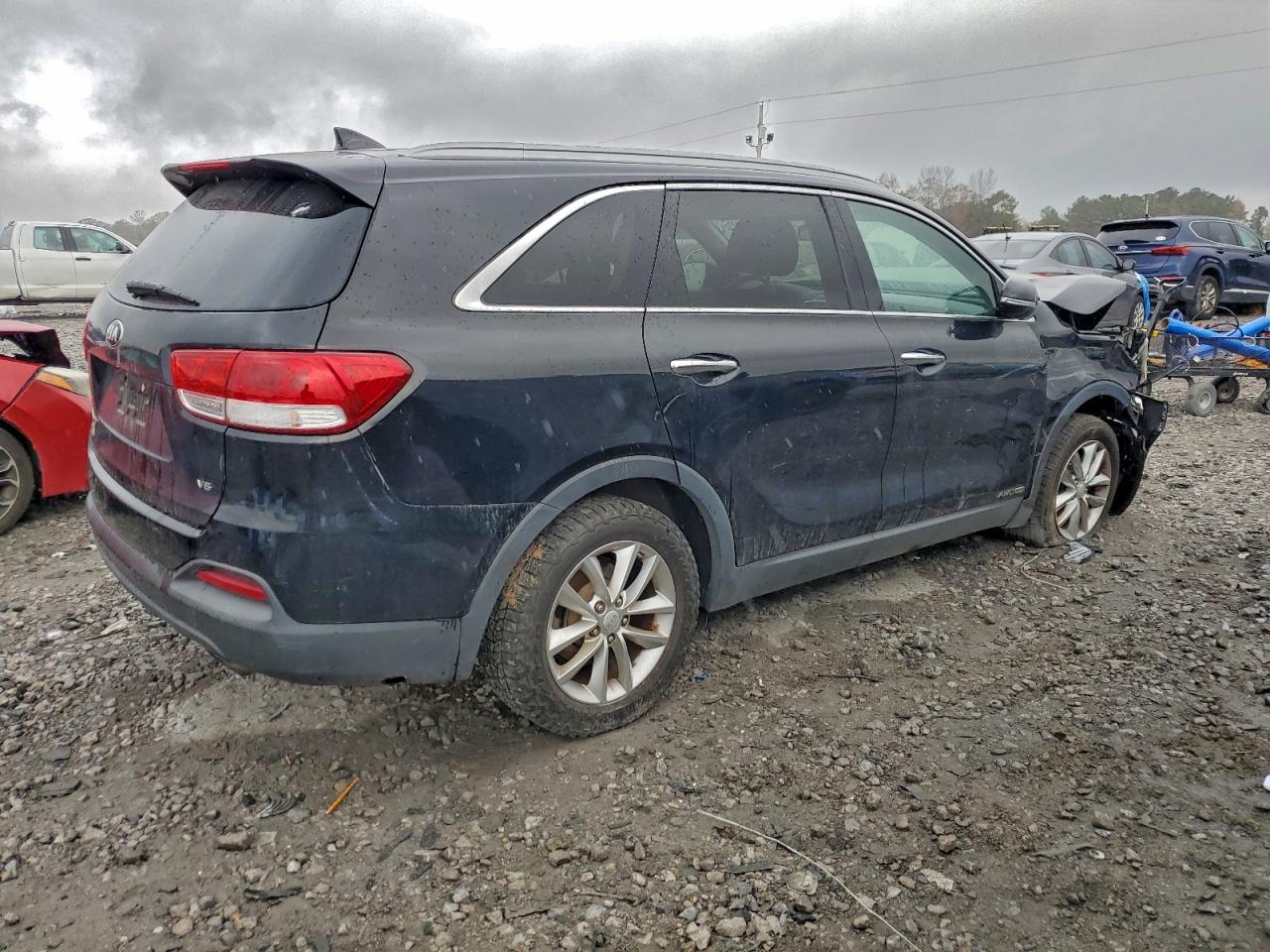 2016 KIA SORENTO LX photo 5