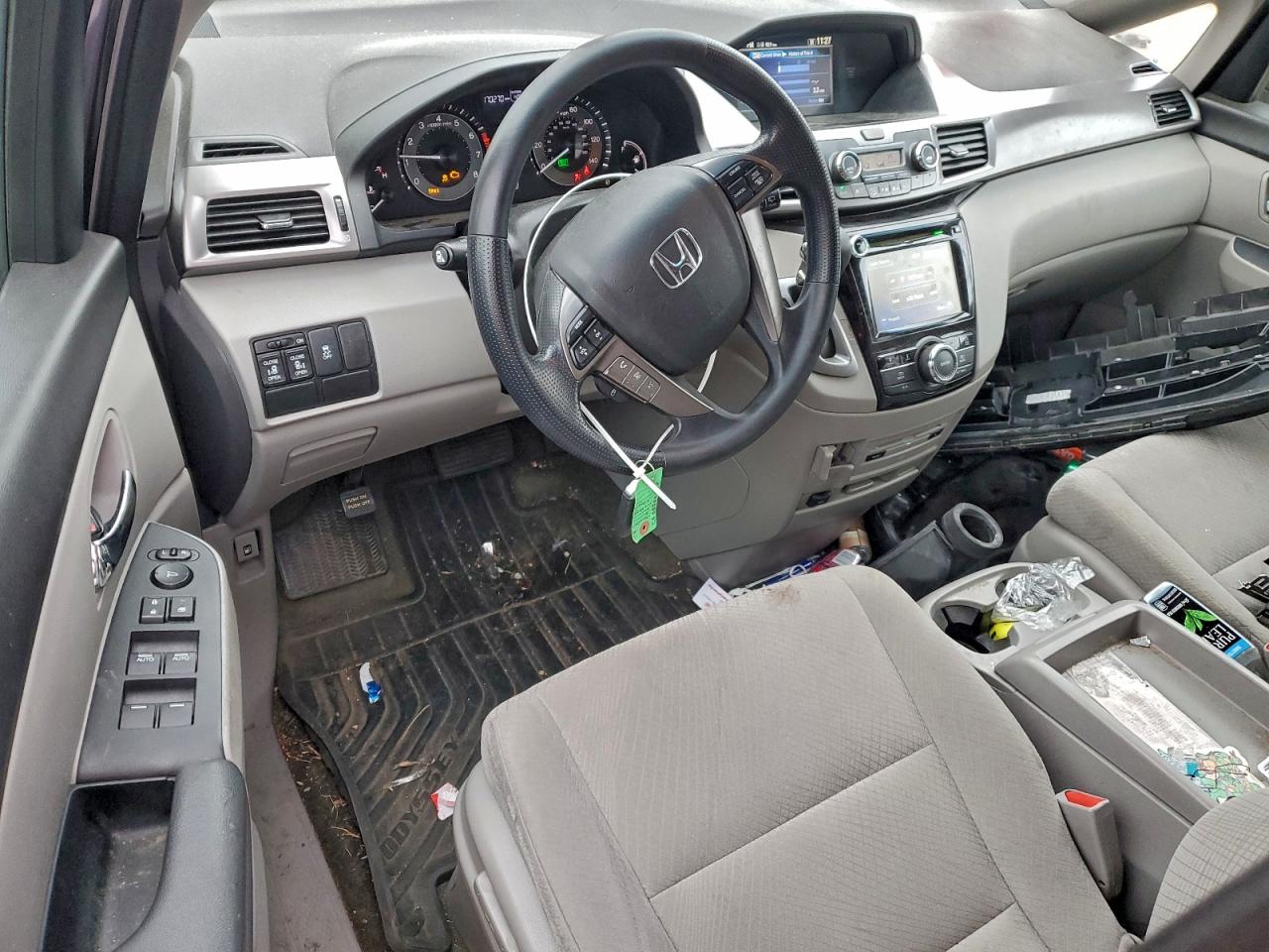 2016 HONDA ODYSSEY SE photo 15