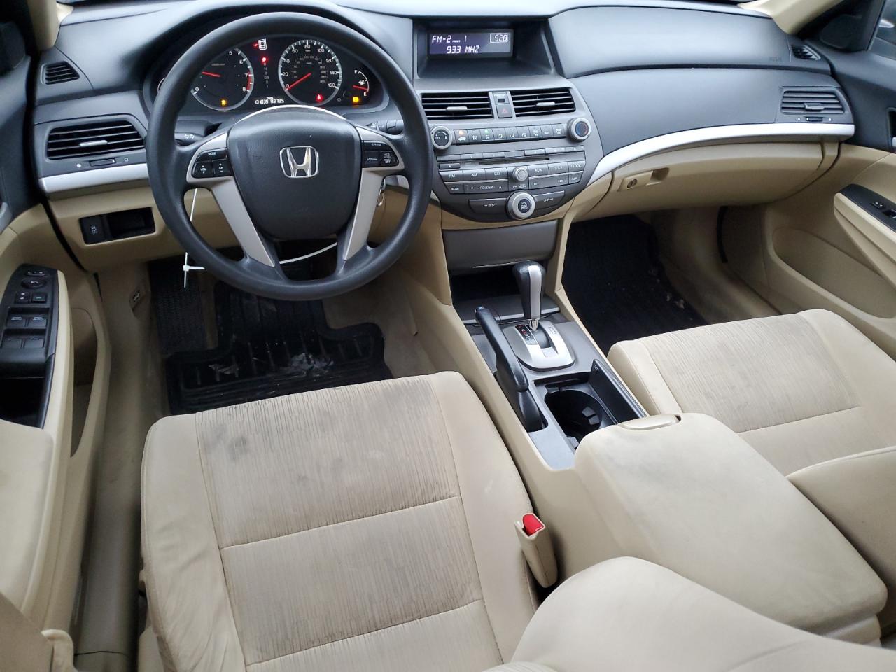 2011 HONDA ACCORD LXP photo 15