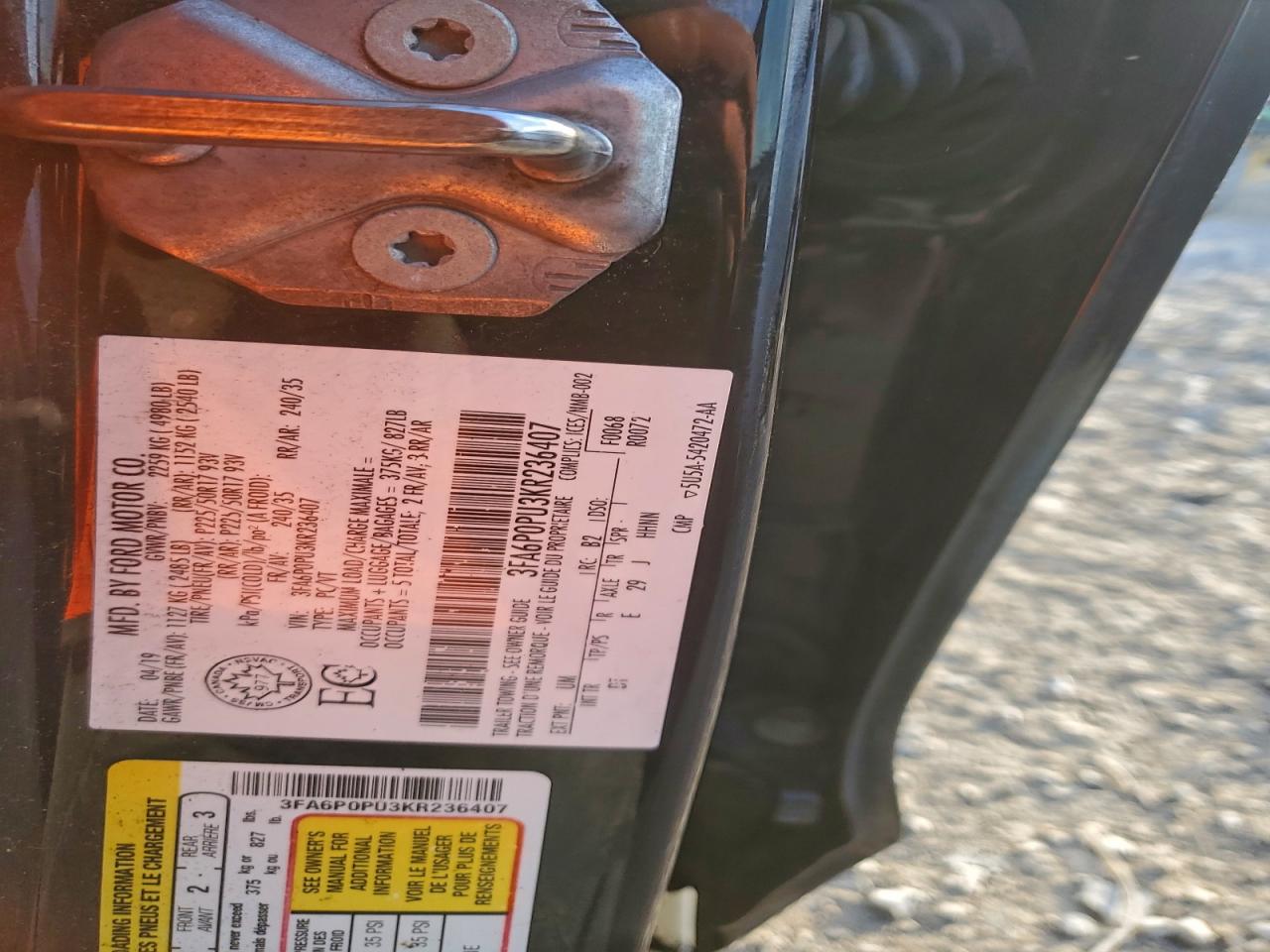 2019 FORD FUSION SEL photo 12