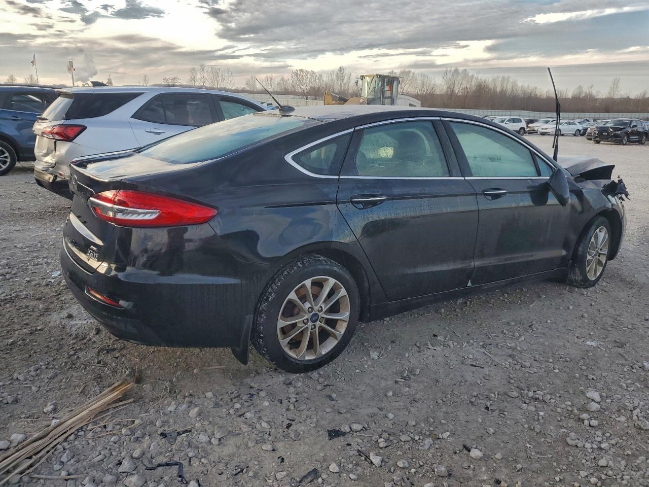 2019 FORD FUSION SEL photo 3