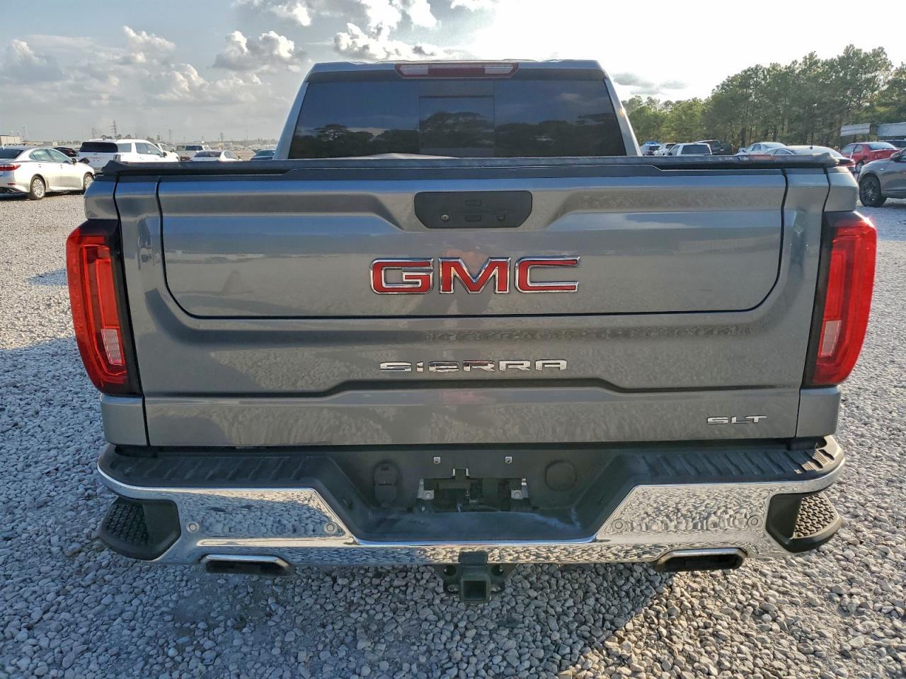 2020 GMC SIERRA K1500 SLT photo 11