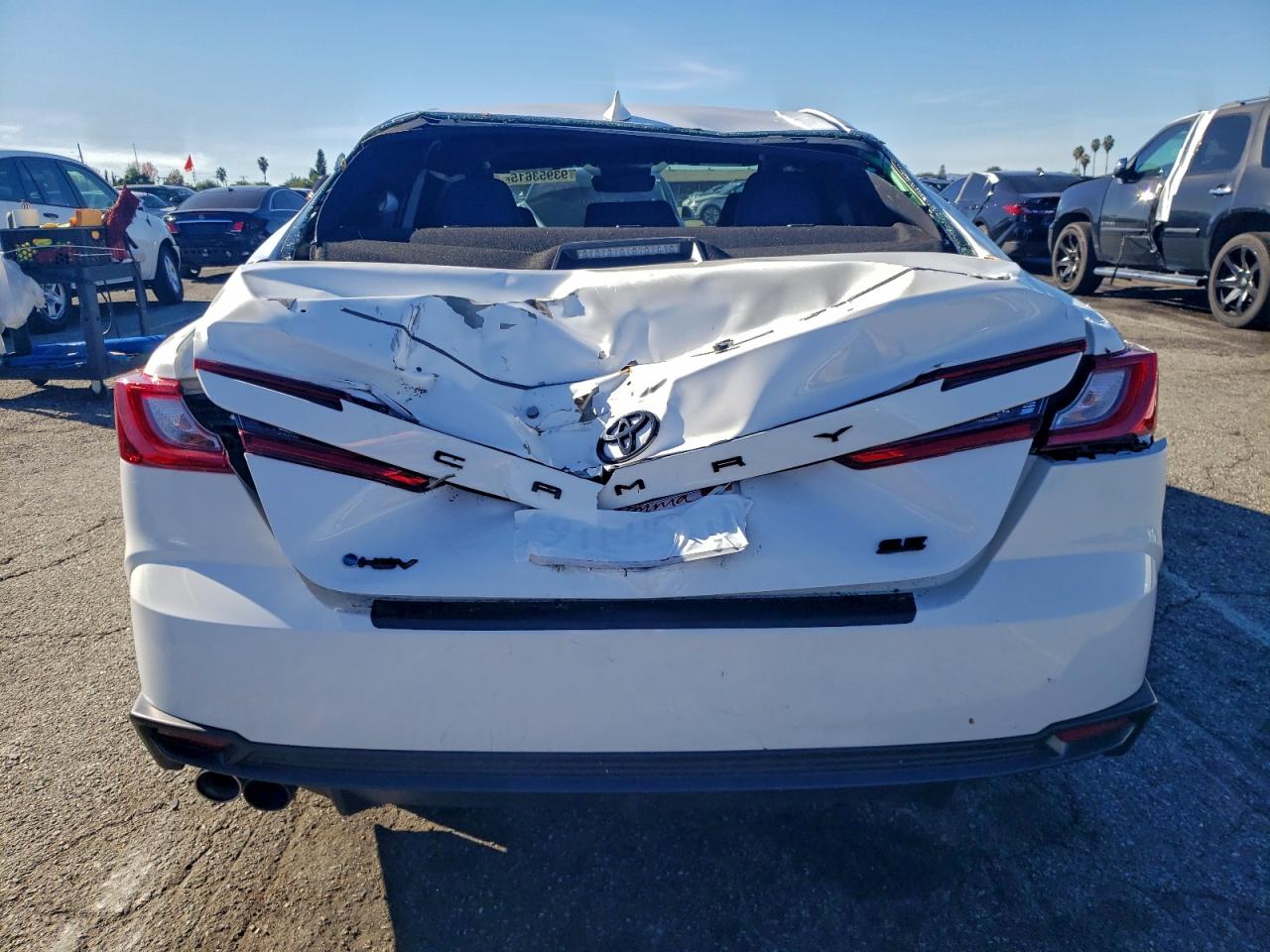 2025 TOYOTA CAMRY XSE photo 11