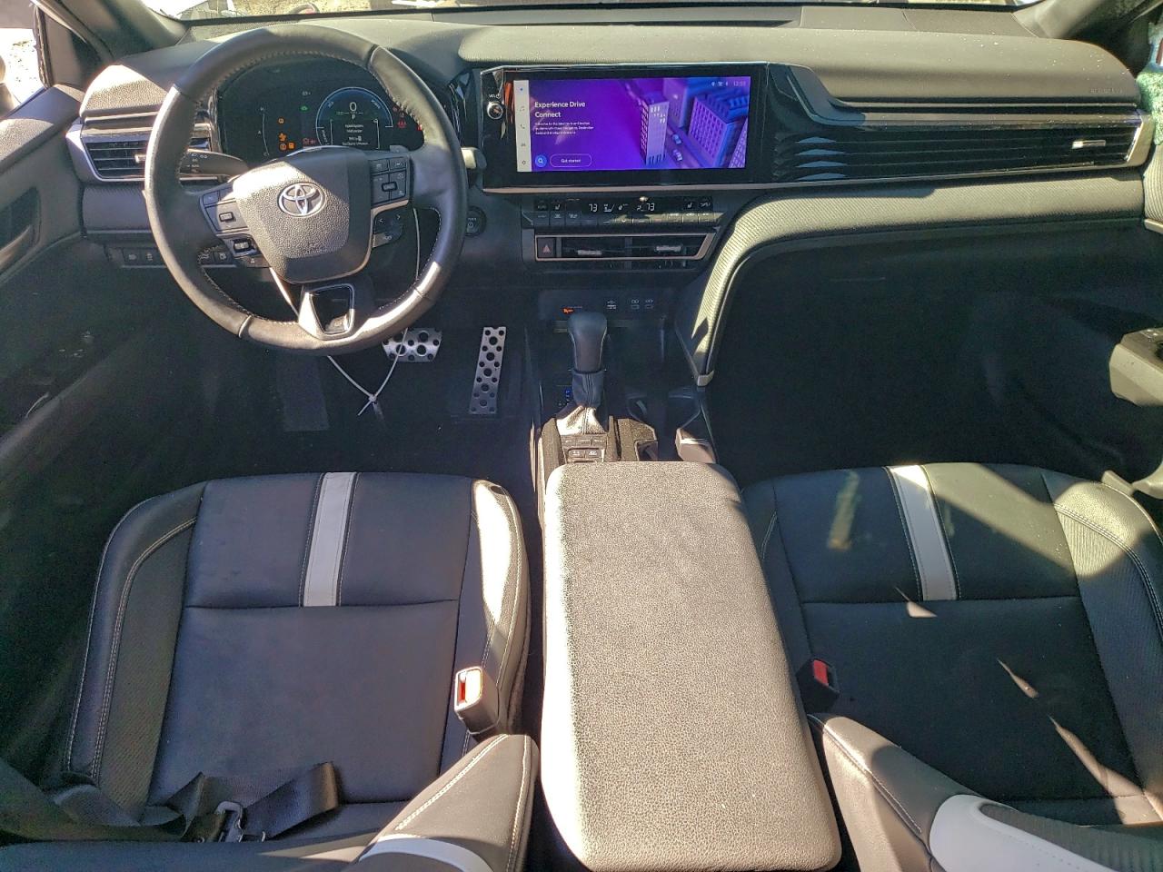 2025 TOYOTA CAMRY XSE photo 15