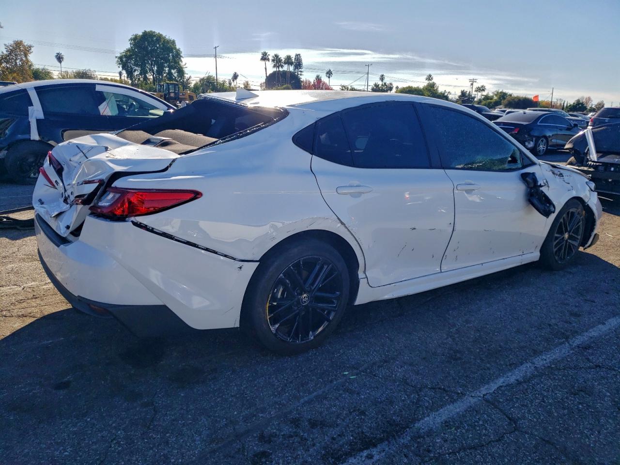 2025 TOYOTA CAMRY XSE photo 5