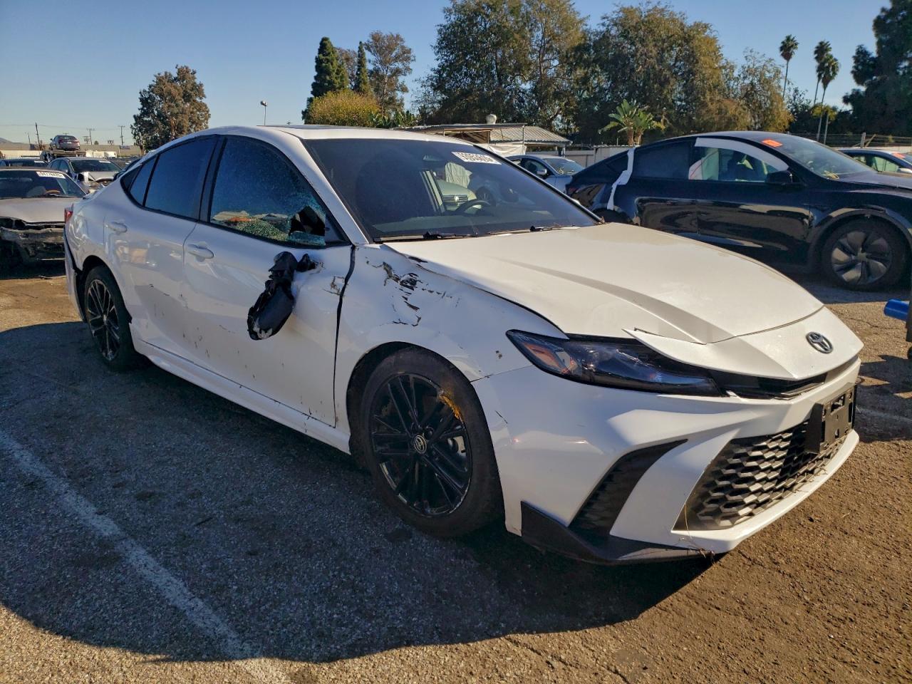2025 TOYOTA CAMRY XSE photo 7