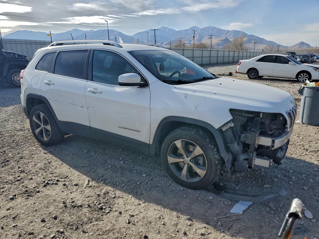 2019 JEEP CHEROKEE LIMITED photo 10