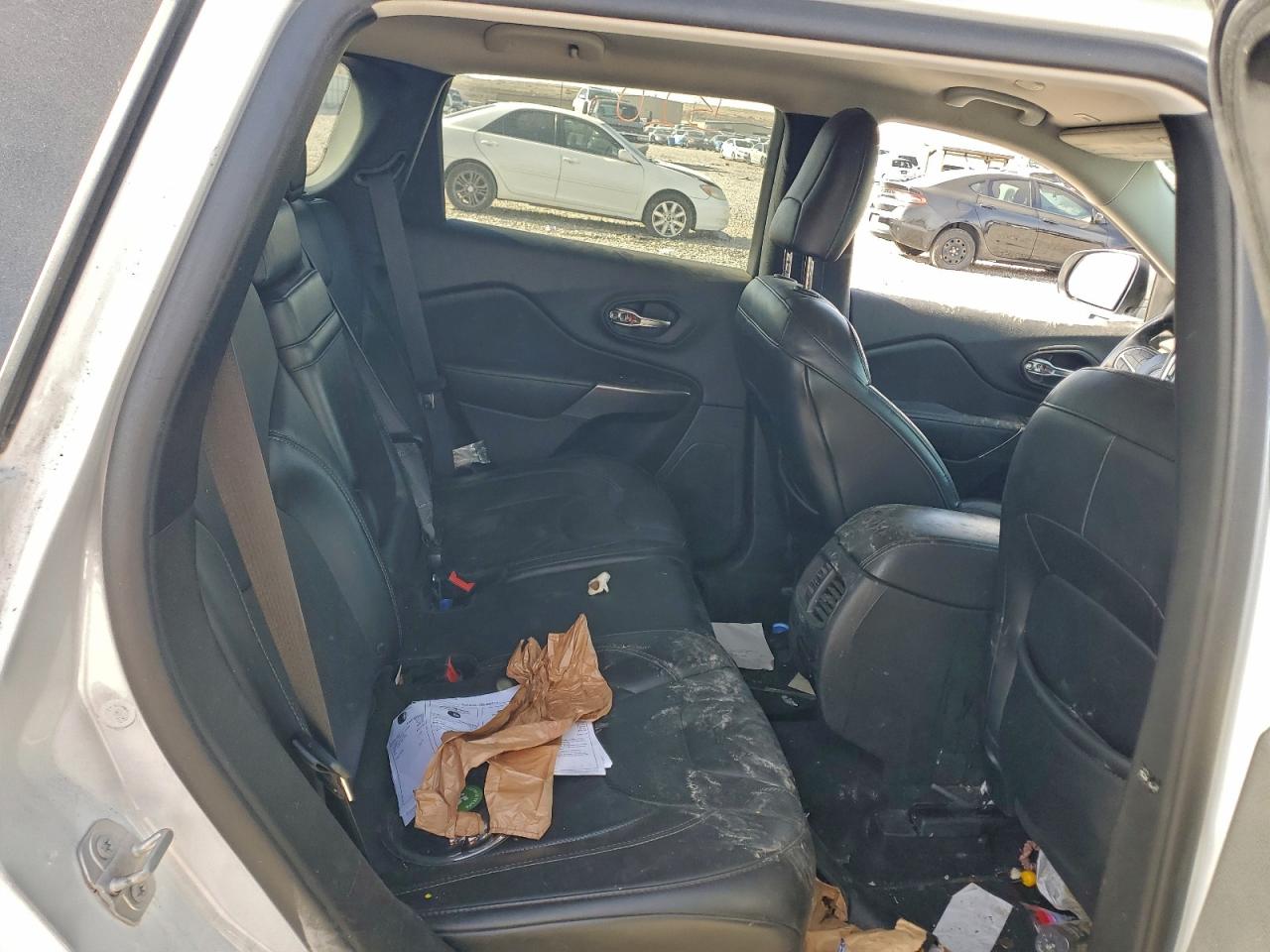 2019 JEEP CHEROKEE LIMITED photo 28