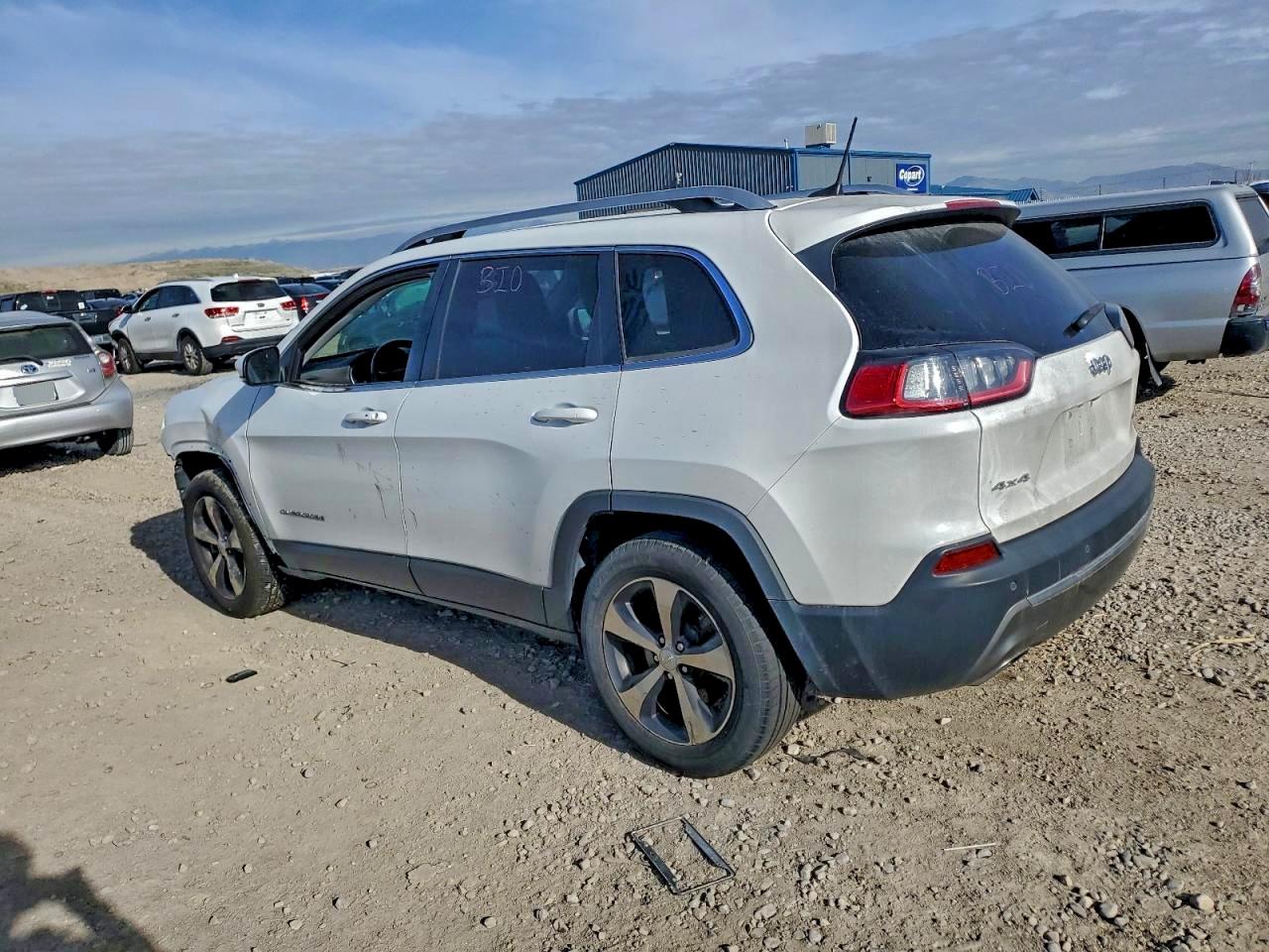 2019 JEEP CHEROKEE LIMITED photo 4