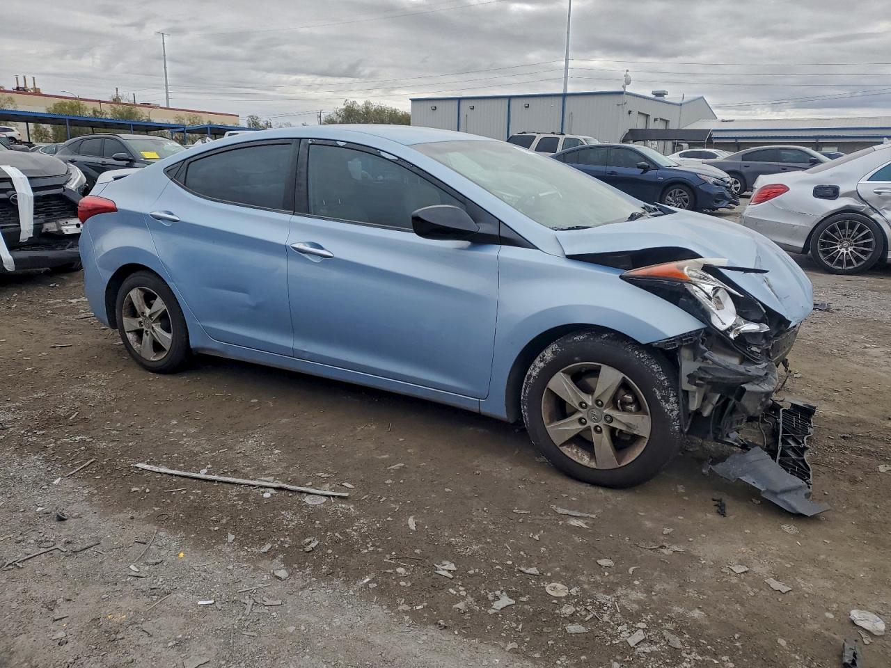 2013 HYUNDAI ELANTRA GLS photo 4