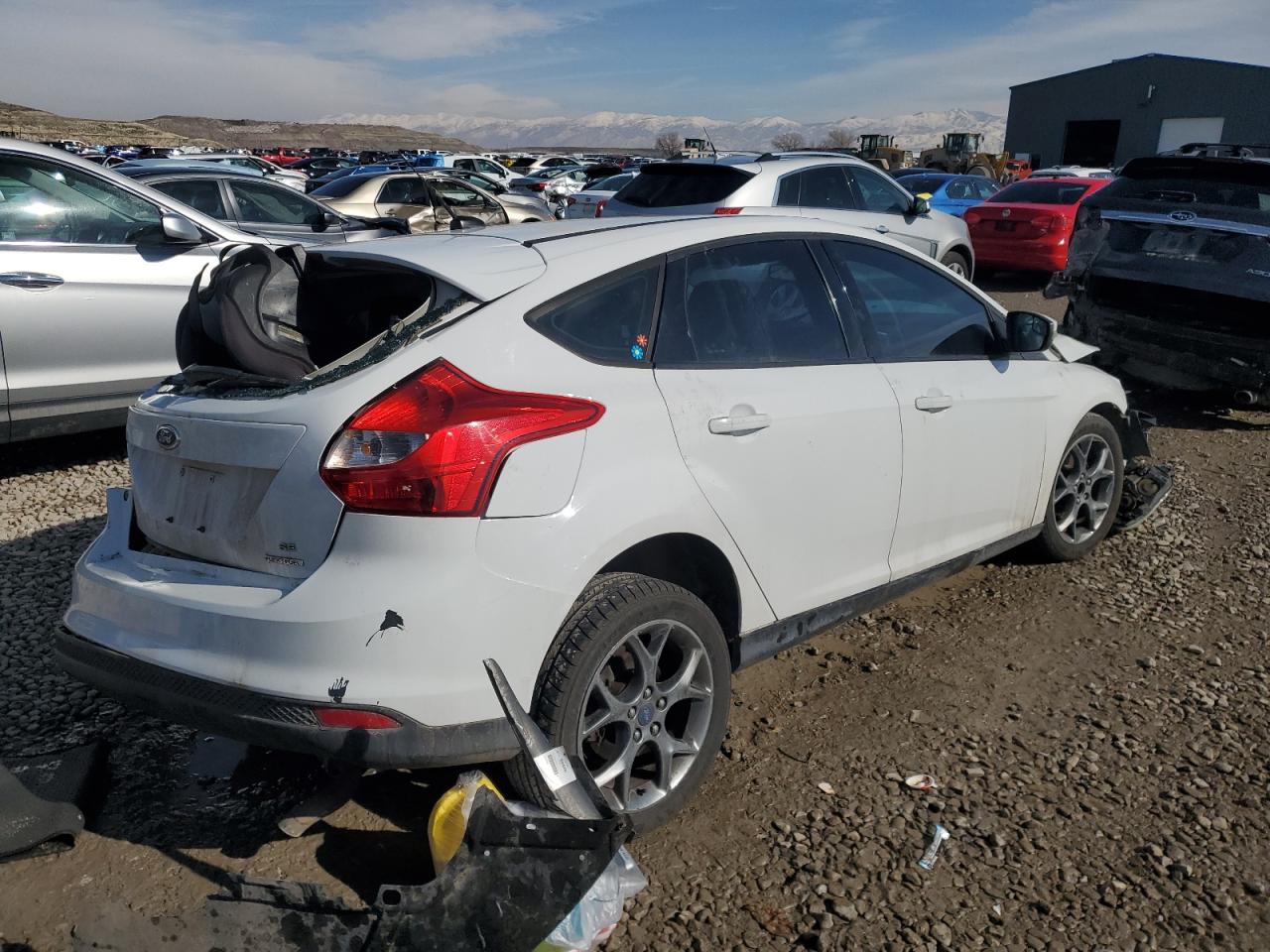 2014 FORD FOCUS SE photo 9