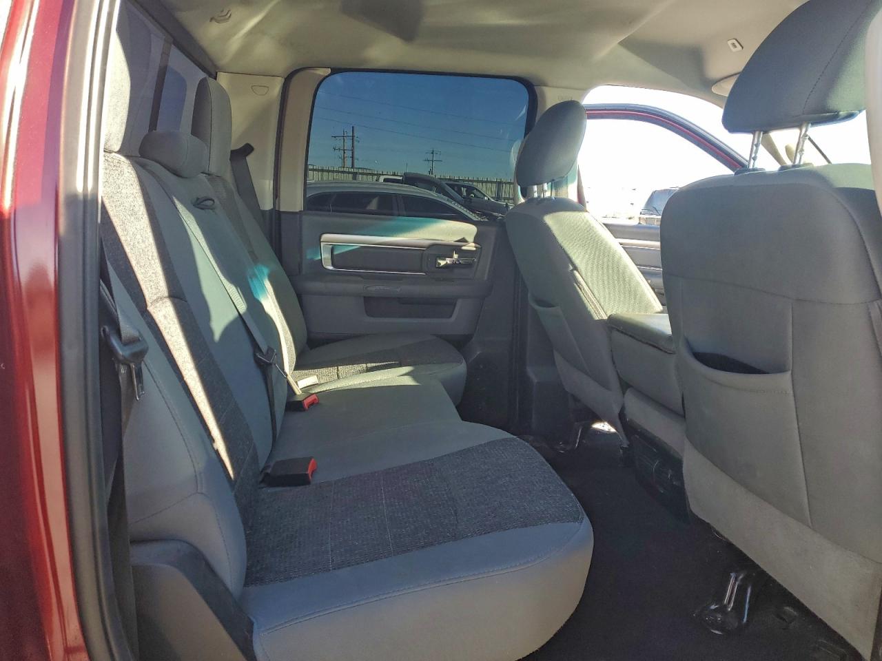 2019 RAM 1500 CLASSIC SLT photo 19