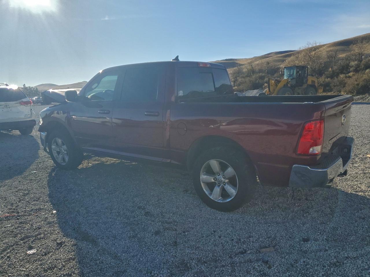 2019 RAM 1500 CLASSIC SLT photo 3