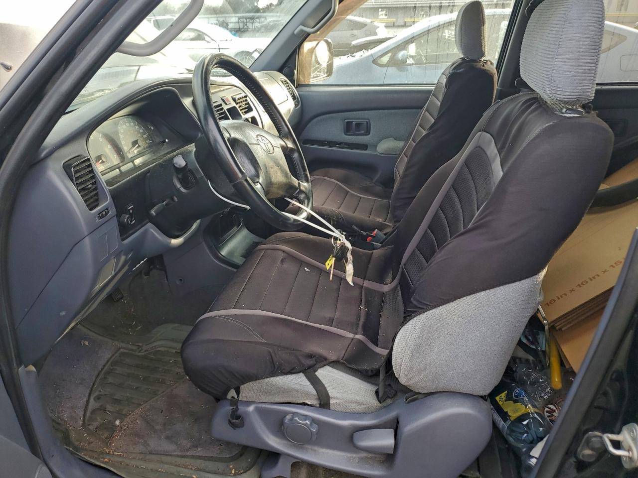 1999 TOYOTA 4RUNNER photo 13