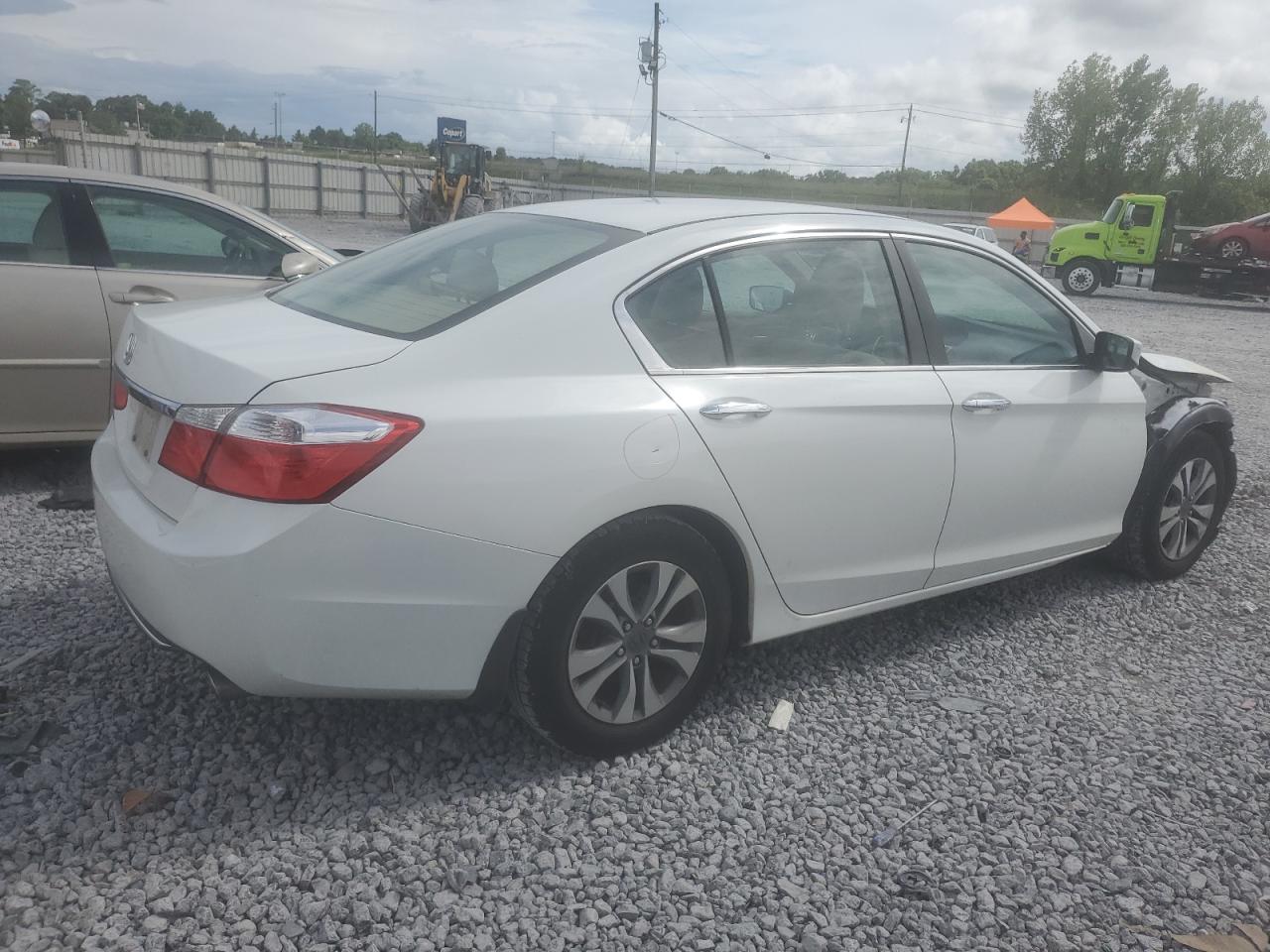 2014 HONDA ACCORD photo 5