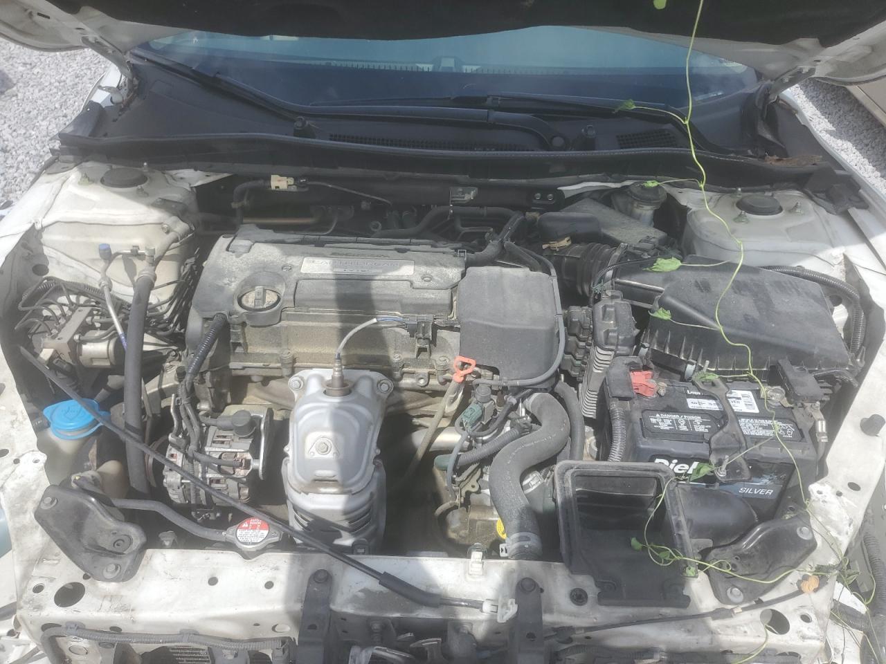2014 HONDA ACCORD photo 21