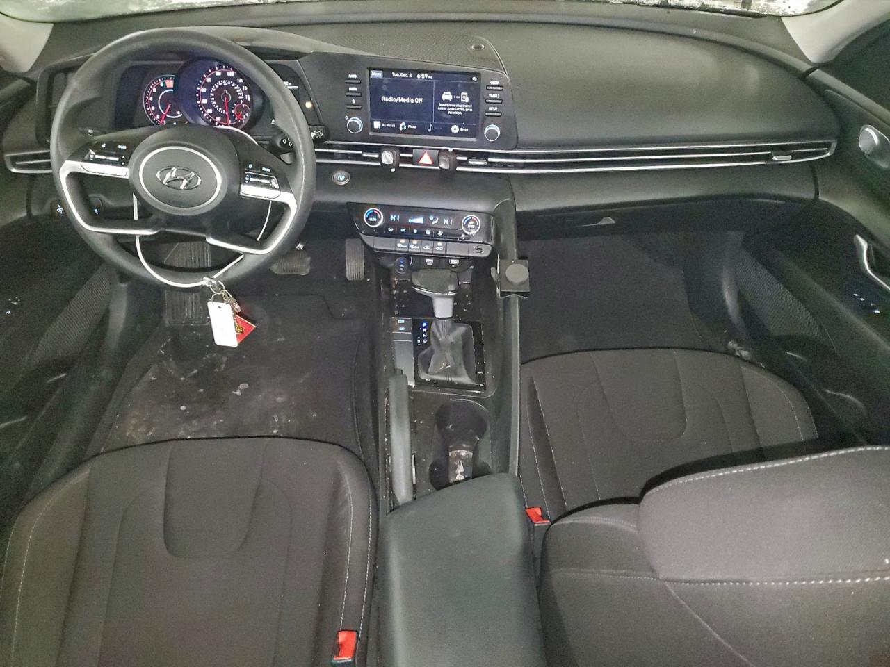 2023 HYUNDAI ELANTRA SEL photo 15