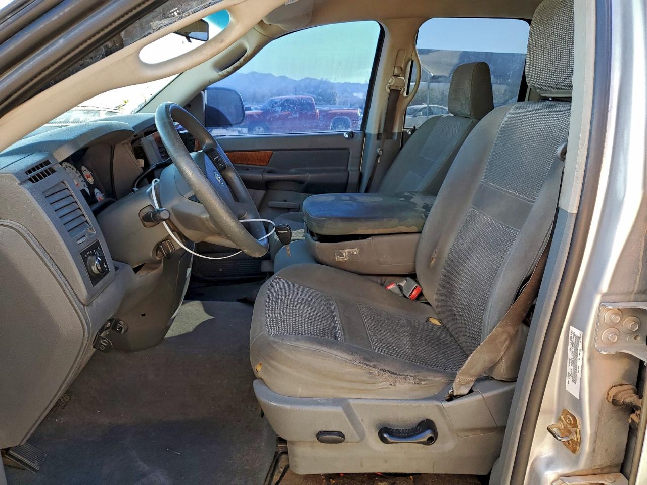 2006 DODGE RAM 1500 ST photo 19