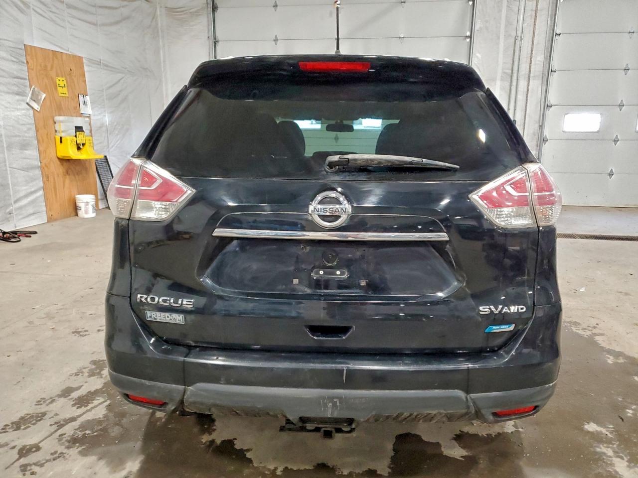 2014 NISSAN ROGUE SV photo 16