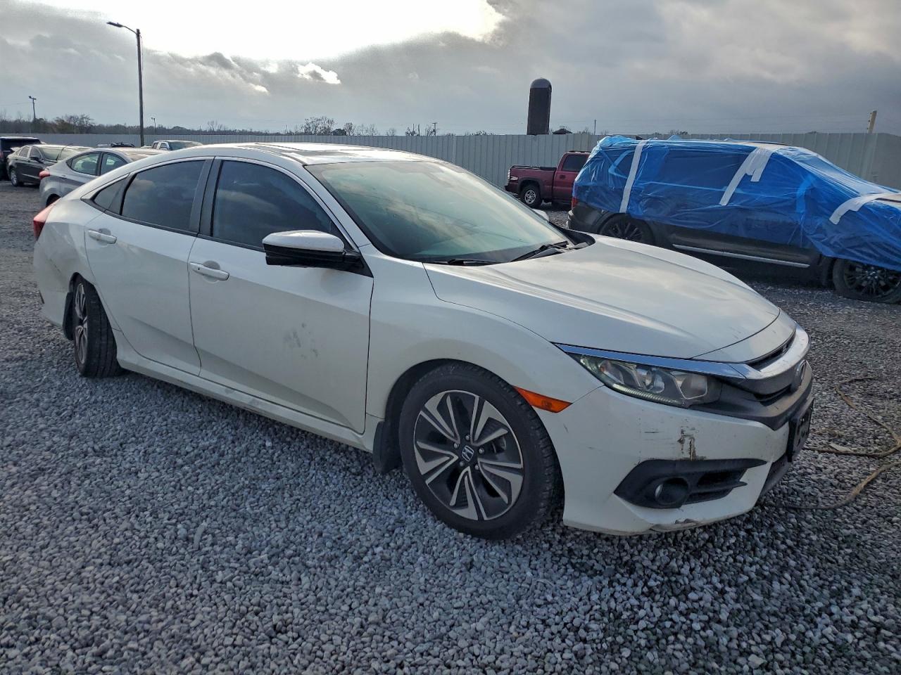 2017 HONDA CIVIC EX photo 7