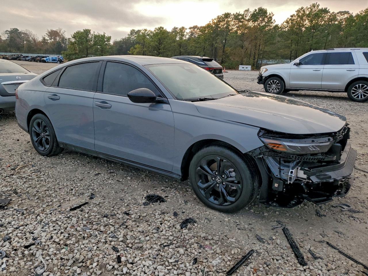 2025 HONDA ACCORD SE photo 4