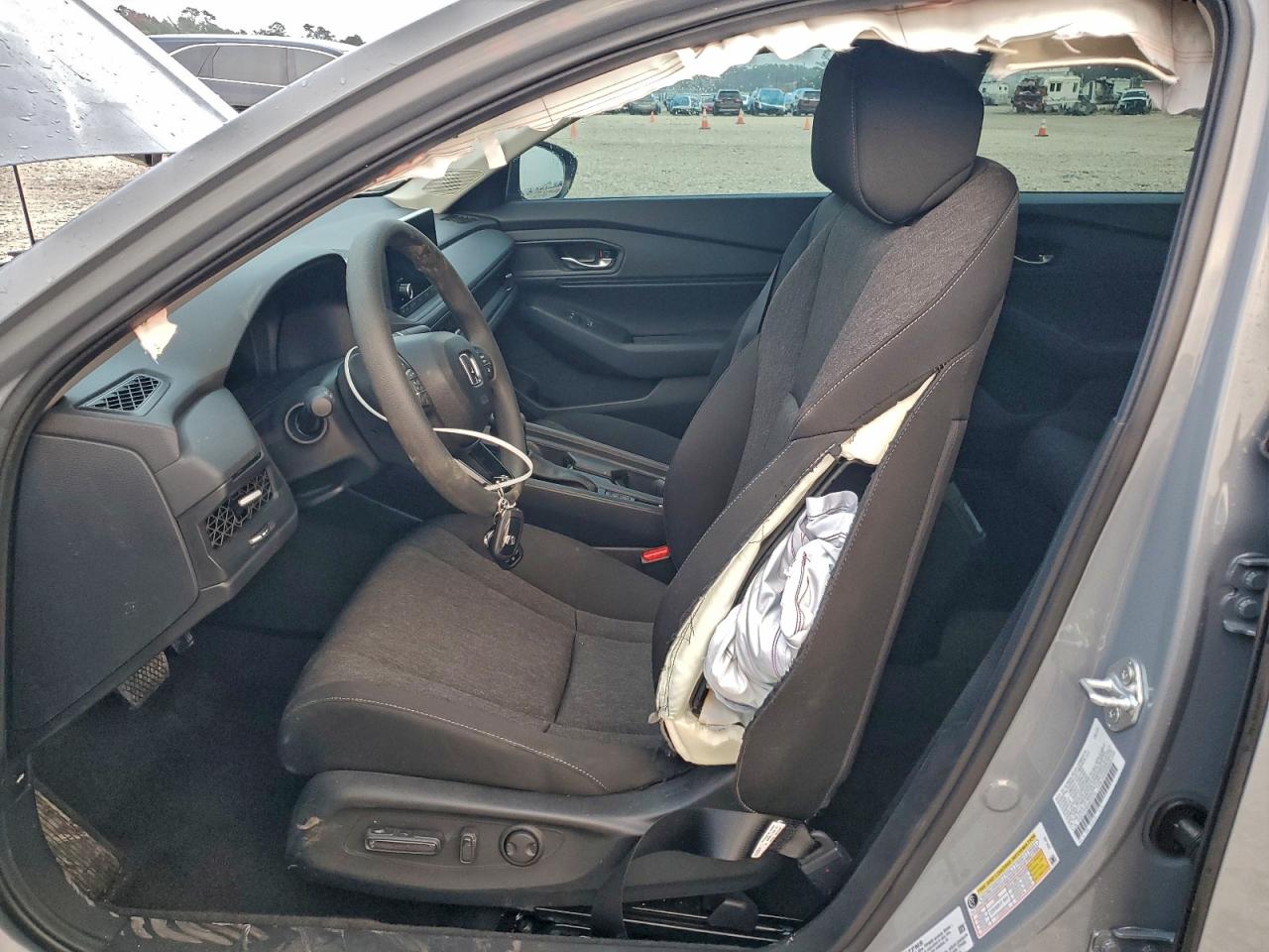 2025 HONDA ACCORD SE photo 7