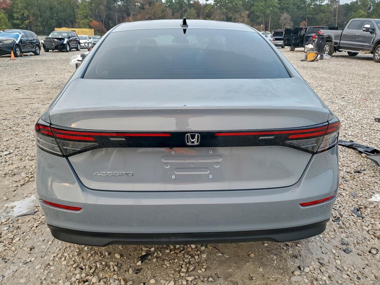 2025 HONDA ACCORD SE photo 6