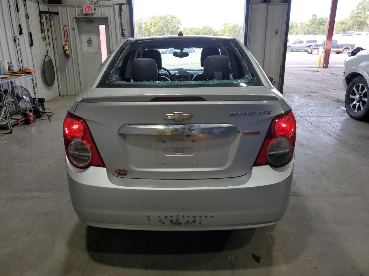 2014 CHEVROLET SONIC LTZ photo 11