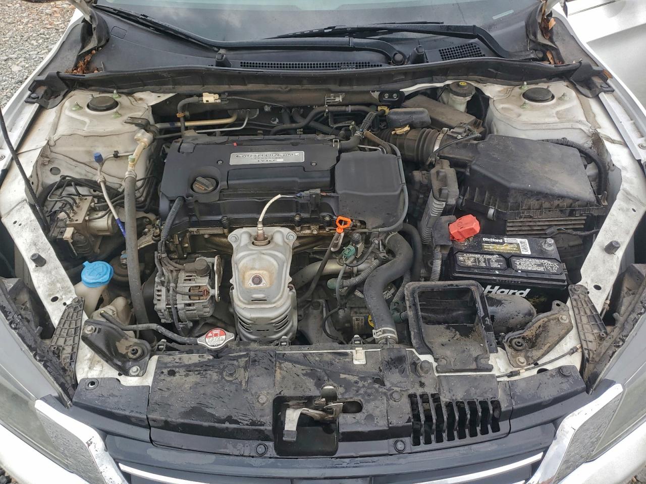 2015 HONDA ACCORD LX photo 31