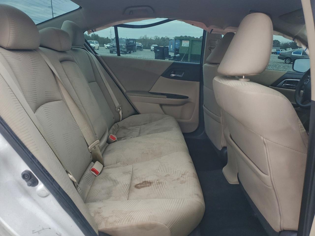 2015 HONDA ACCORD LX photo 28