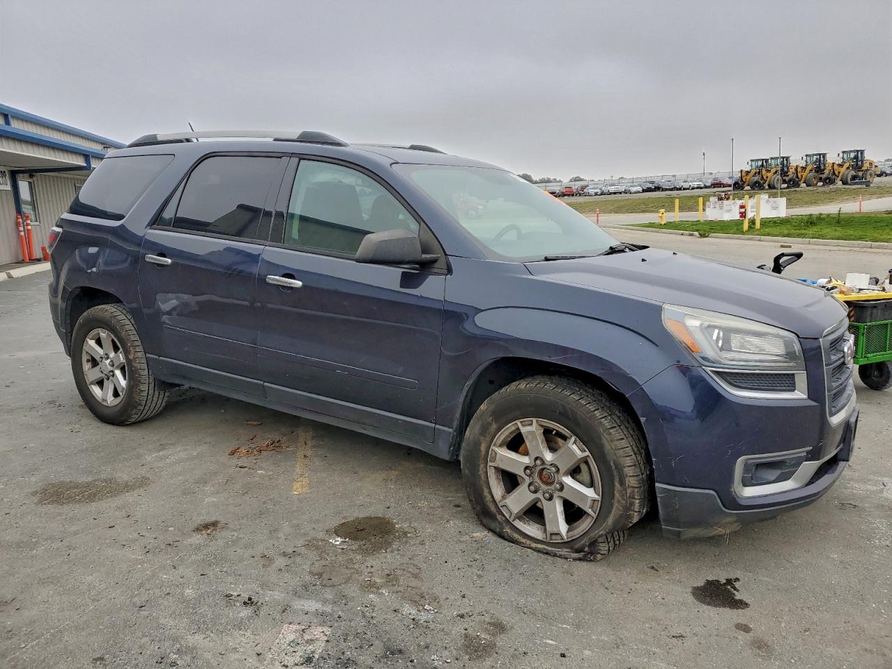 2015 GMC ACADIA SLE photo 4