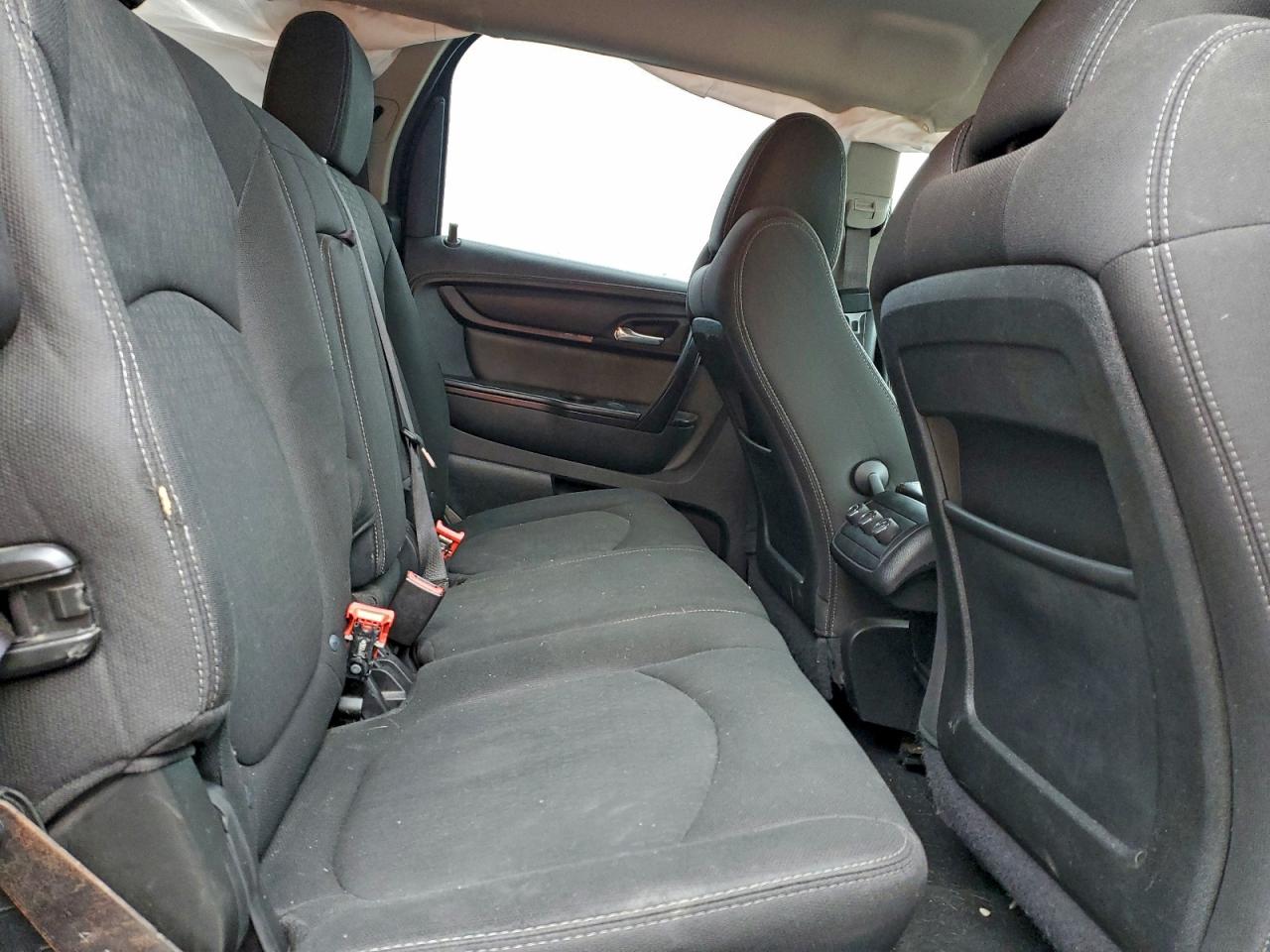 2015 GMC ACADIA SLE photo 11