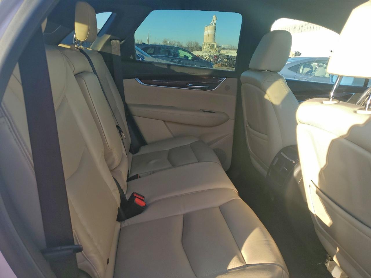 2017 CADILLAC XT5 photo 11