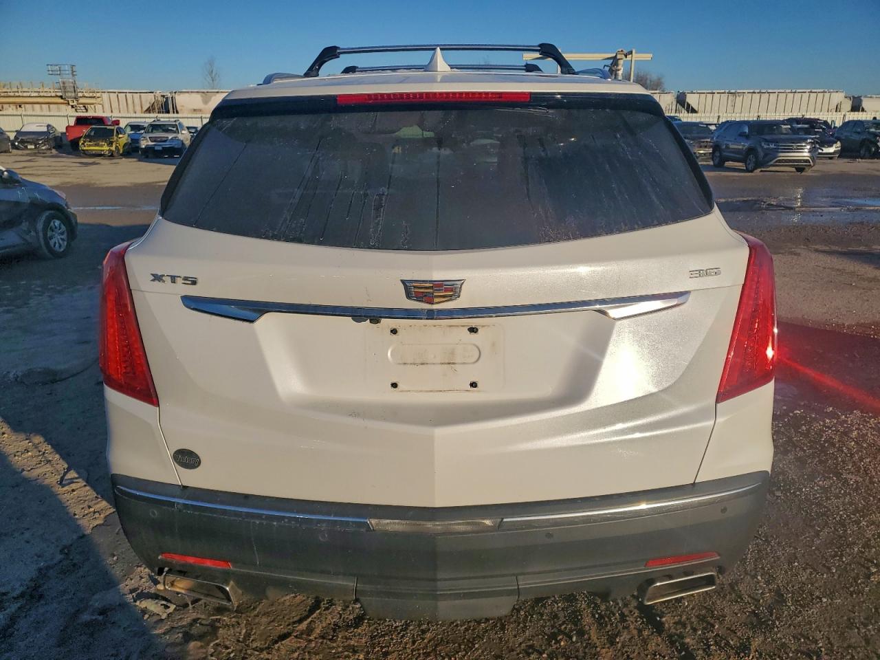 2017 CADILLAC XT5 photo 6