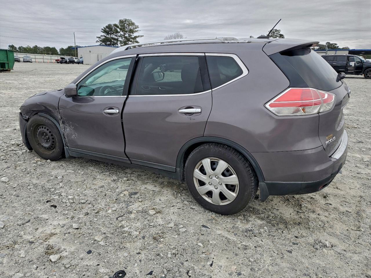 2016 NISSAN ROGUE S photo 4