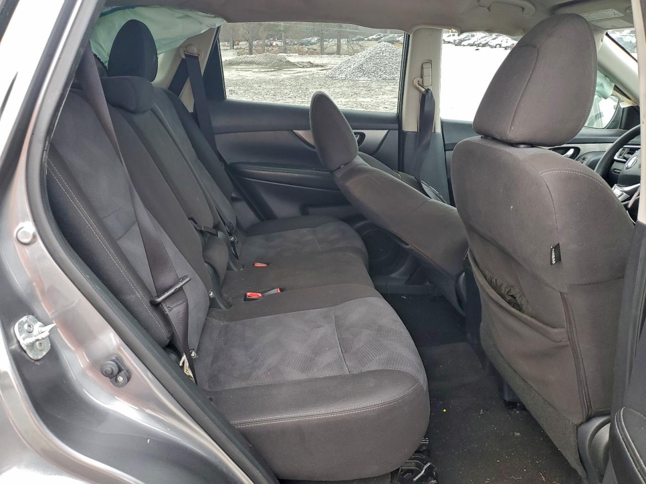 2016 NISSAN ROGUE S photo 31