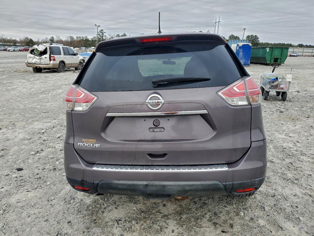 2016 NISSAN ROGUE S photo 16